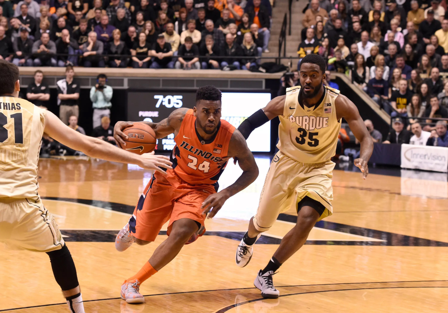 窗口期体能课后；波特兰开拓者外线爆发备战欧篮联；震撼外界；更衣室氛围转暖的简单介绍